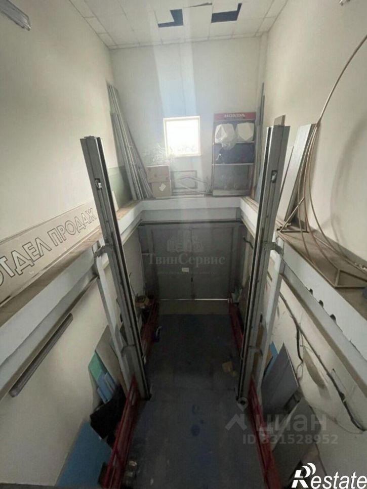 Торговое помещение ул Павшинский мост, 2а,  д. 2а