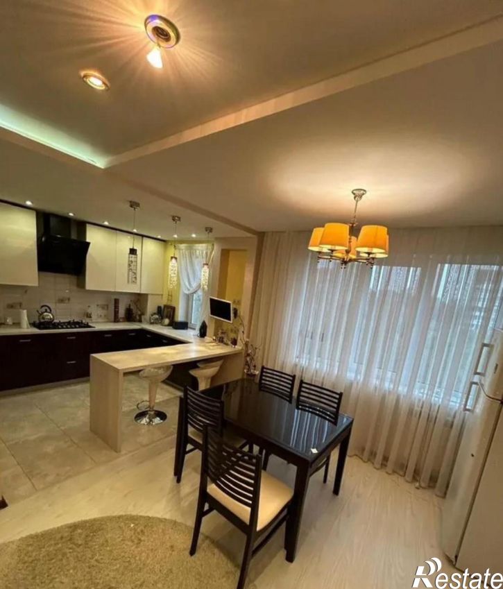 2-комн квартира Галкина улица, д.23