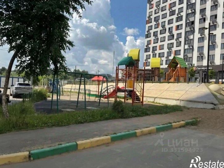 3-комн квартира ул Хворостухина, 19,  д. 19
