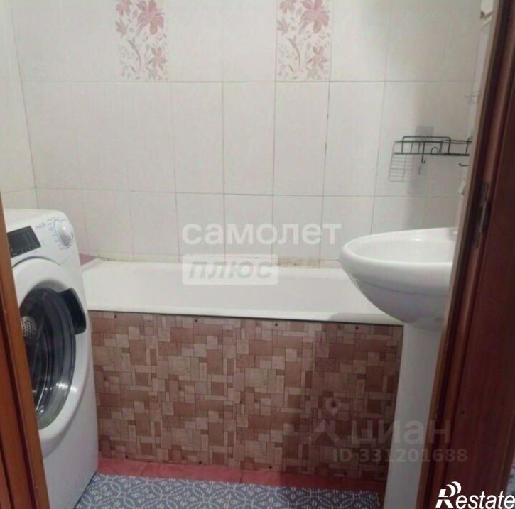 2-комн квартира ул Братьев Жабровых, 9,  д. 9
