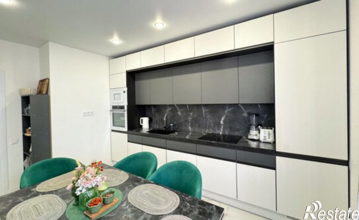 2-комн квартира ул Новомосковская, 10А,  д. 10А