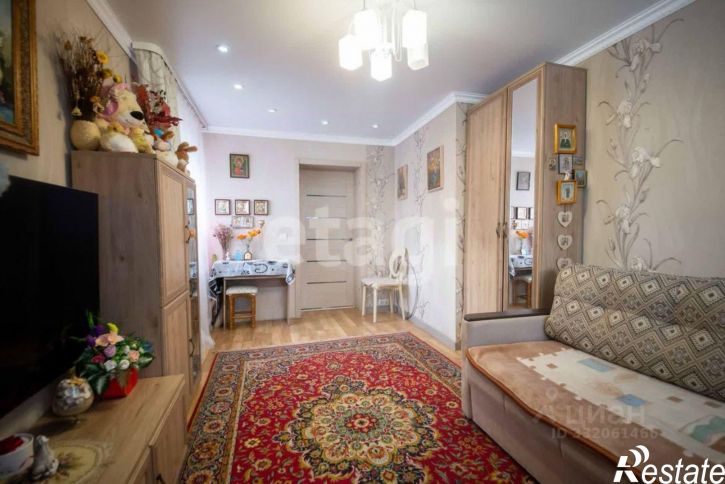 3-комн квартира ул Мезенцева, 40,  д. 40