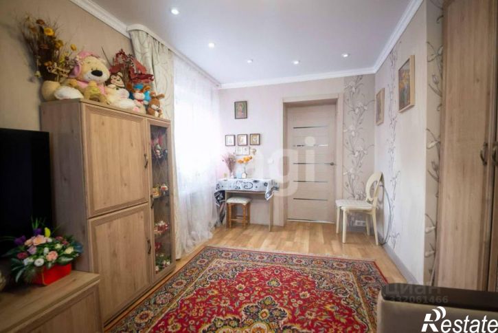 3-комн квартира ул Мезенцева, 40,  д. 40