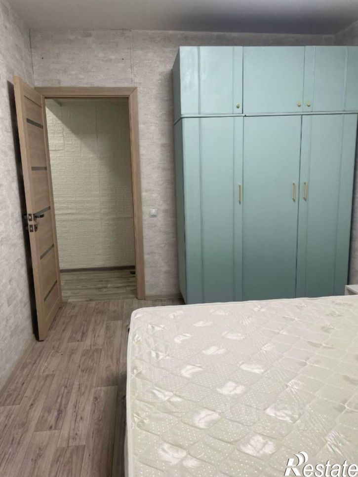 2-комн квартира ул Максимовского, 8,  д. 8