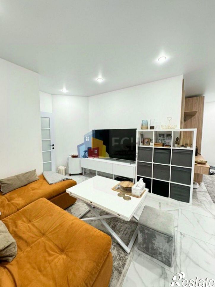 3-комн квартира ул Новомосковская, 10А,  д. 10А
