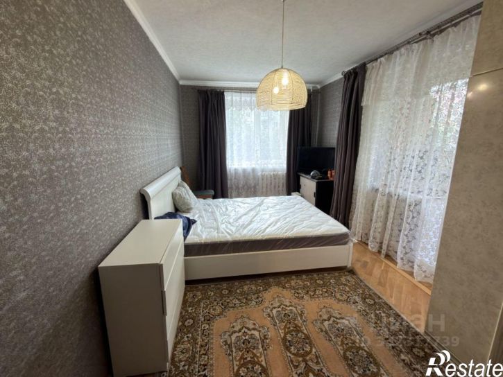 3-комн квартира ул Ползунова, 15 2/4,  д. 15 2/4,  к. 2/4