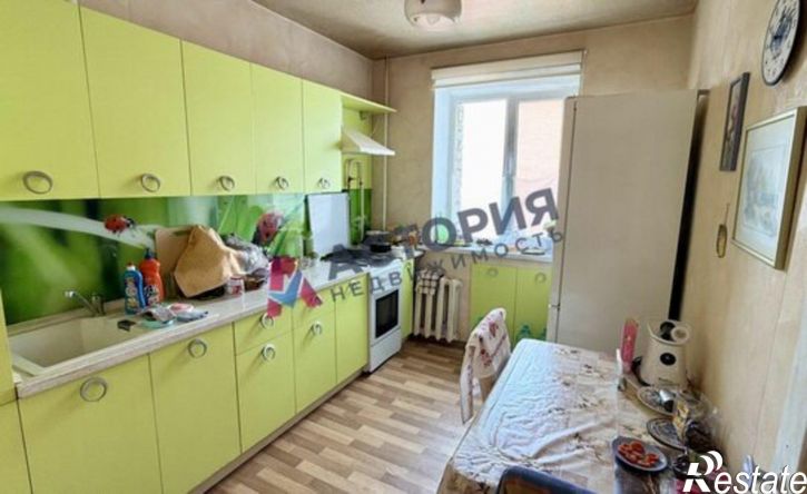 4-комн квартира ул Староникитская, 105,  д. 105