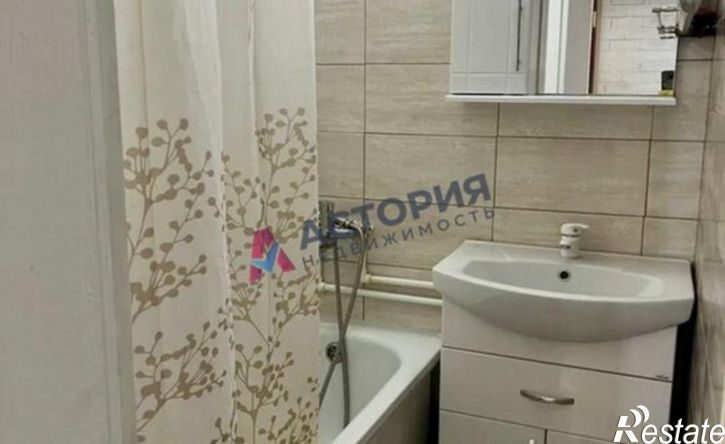 2-комн квартира ул Ложевая, 130,  д. 130