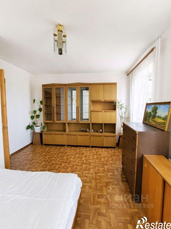 4-комн квартира ул Кирова, 200,  д. 200