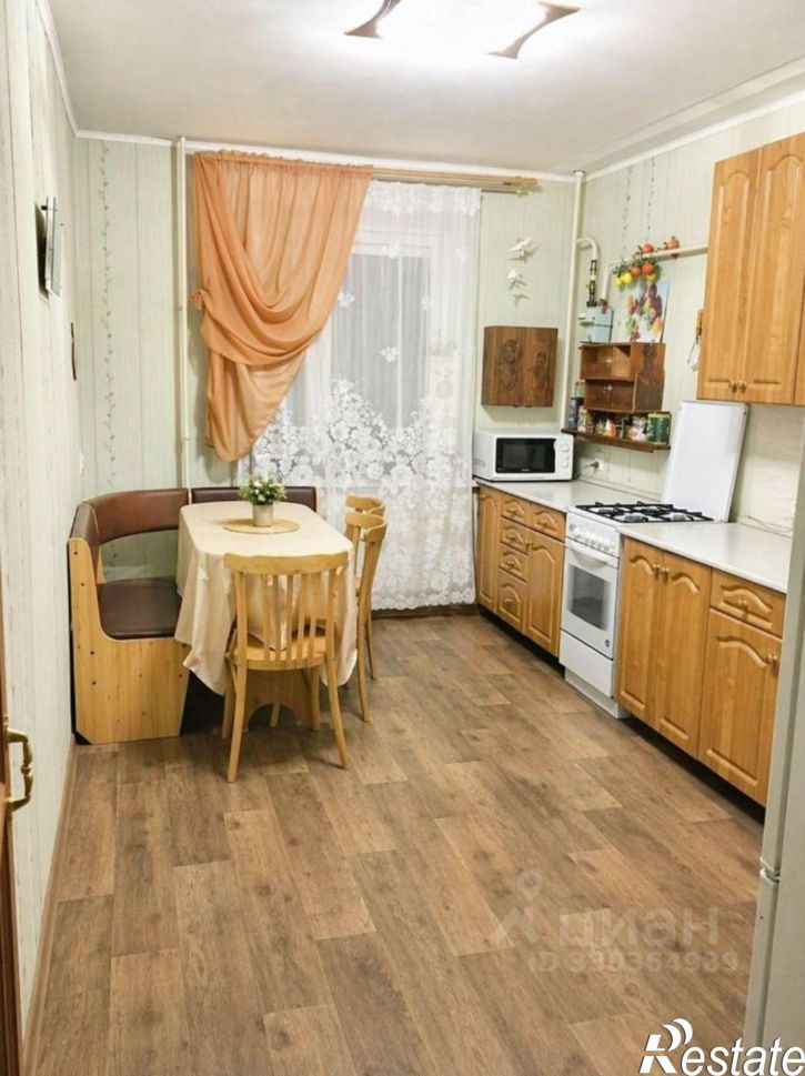 4-комн квартира ул Кирова, 200,  д. 200