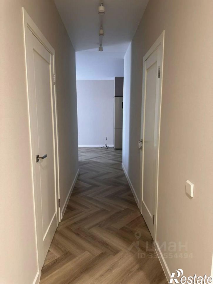 3-комн квартира улица Карпова, 98к2