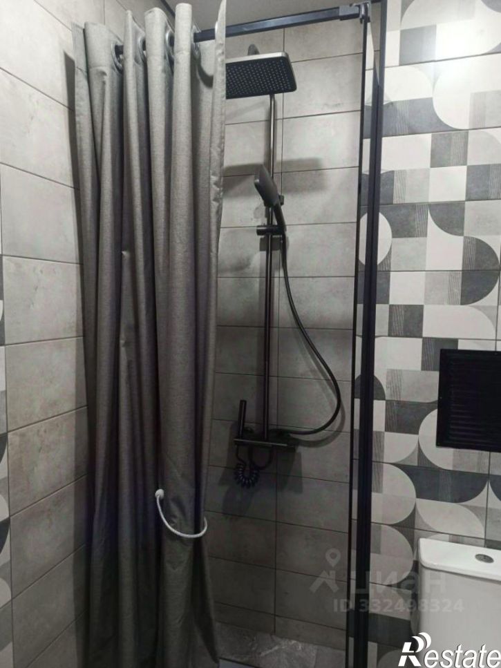 3-комн квартира ул Хворостухина, 11,  д. 11