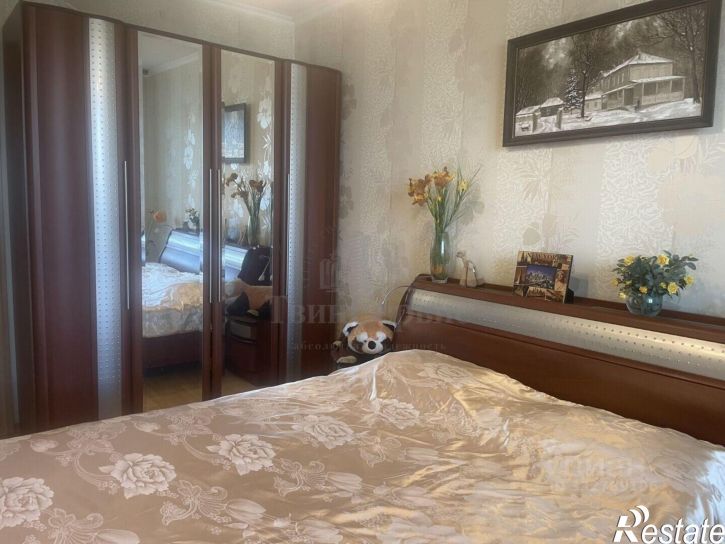 3-комн квартира ул Революции, 10,  д. 10