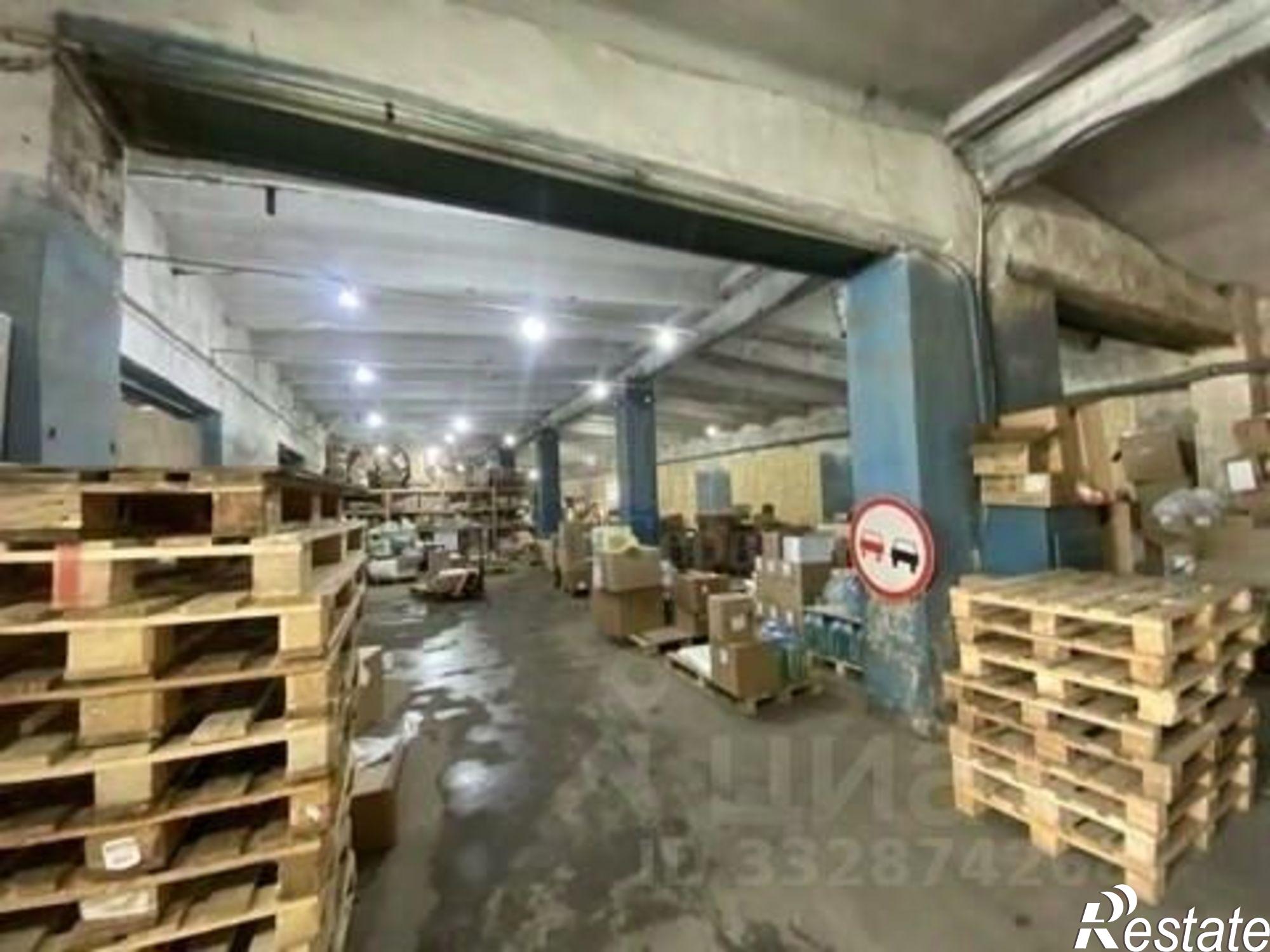 Сдать складское помещение за 343 000 рублей на Китаевский пр-д, 4А