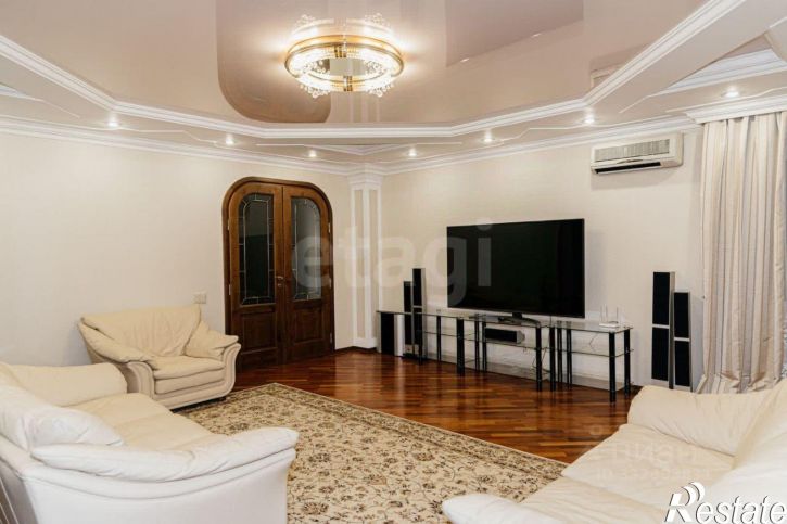 3-комн квартира ул Революции, 15,  д. 15