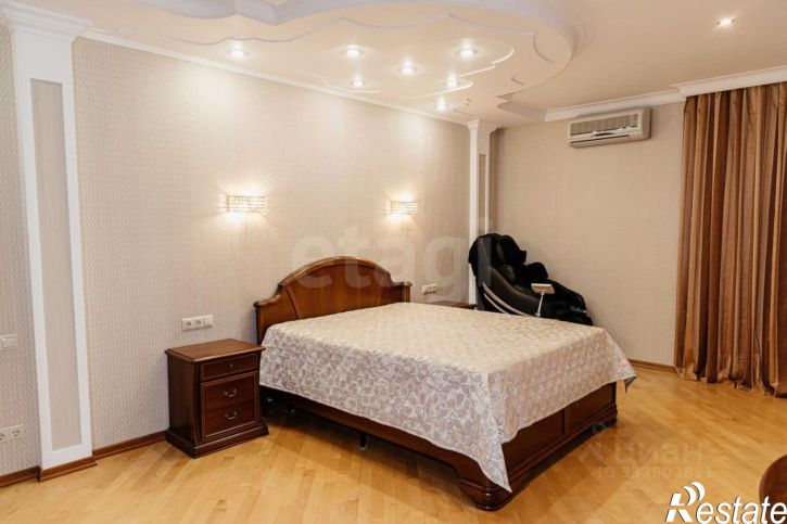 3-комн квартира ул Революции, 15,  д. 15