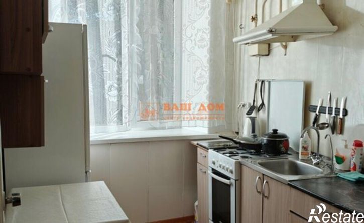 3-комн квартира ул Серова, 1,  д. 1