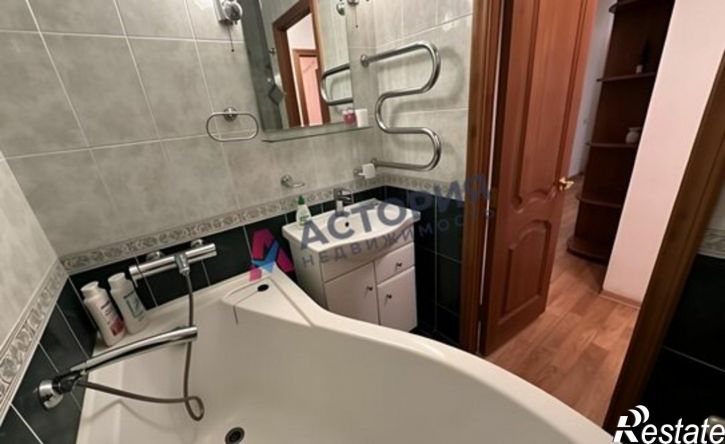 3-комн квартира ул Революции, 17,  д. 17