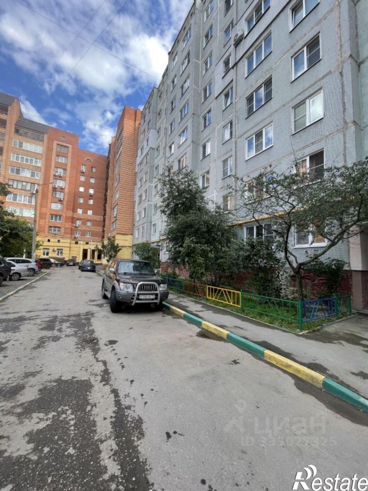 3-комн квартира ул Демонстрации, 4,  д. 4