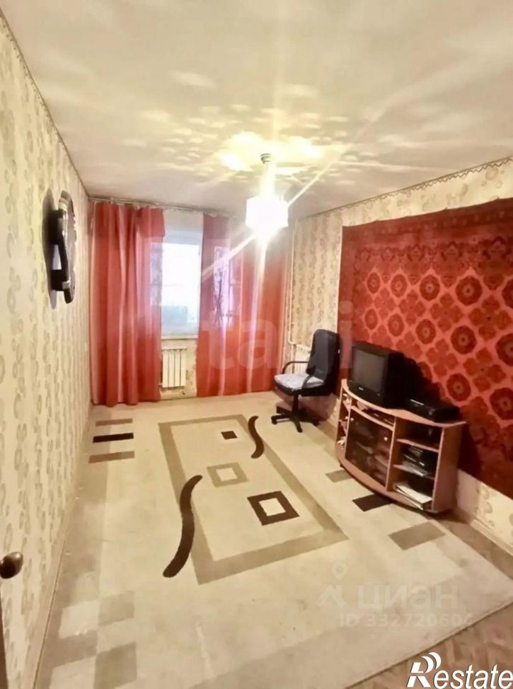 3-комн квартира ул Декабристов, 10,  д. 10