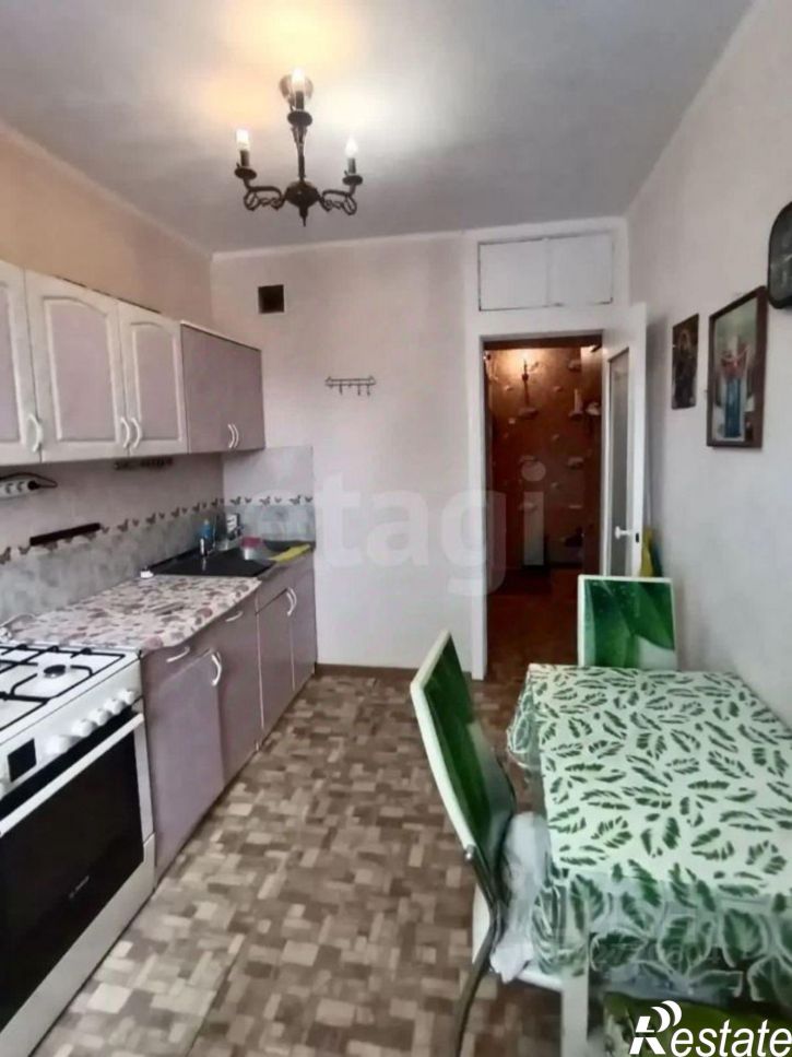 3-комн квартира ул Декабристов, 10,  д. 10
