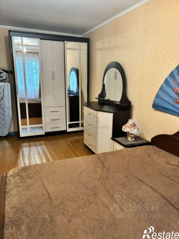 3-комн квартира ул Плеханова, 143,  д. 143