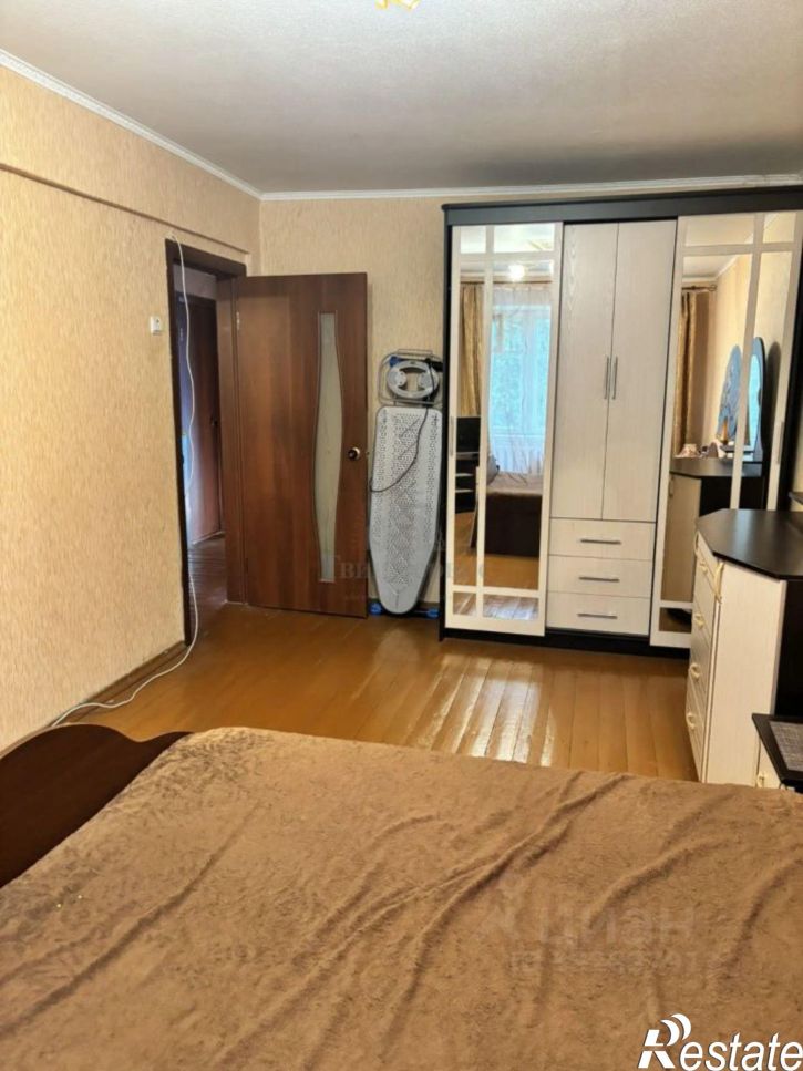 3-комн квартира ул Плеханова, 143,  д. 143
