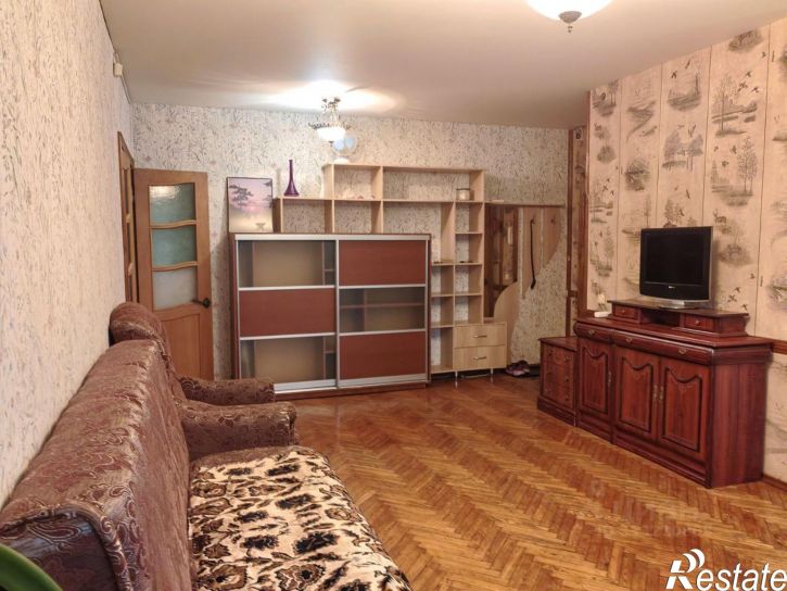 2-комн квартира ул Максимовского, 8,  д. 8