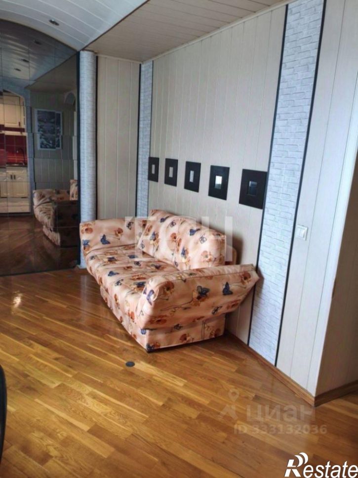 3-комн квартира ул Новомосковская, 1,  д. 1