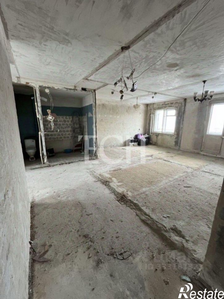 4-комн квартира ул Революции, 12,  д. 12