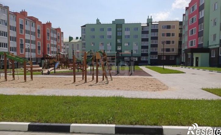 1-комн квартира ул Героя России Зиничева, 8,  д. 8