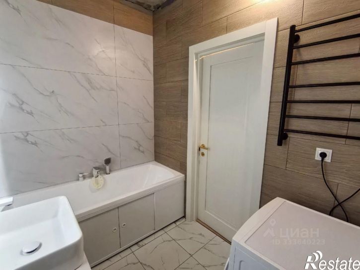 2-комн квартира улица Карпова, 98 к3,  д. 98 к3