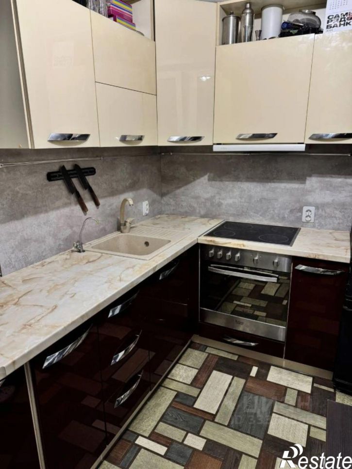 2-комн квартира улица Мезенцева, 44 к4,  д. 44 к4