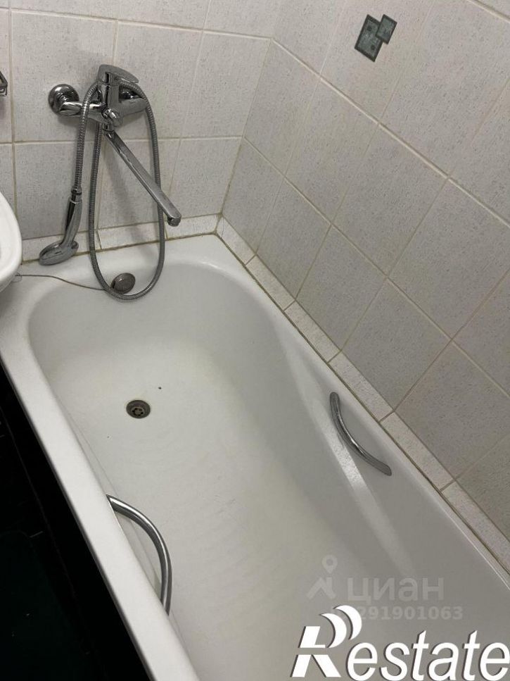 3-комн квартира улица Ползунова, 21,  д. 21