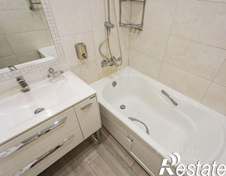 2-комн квартира улица Степанова, 27,  д. 27