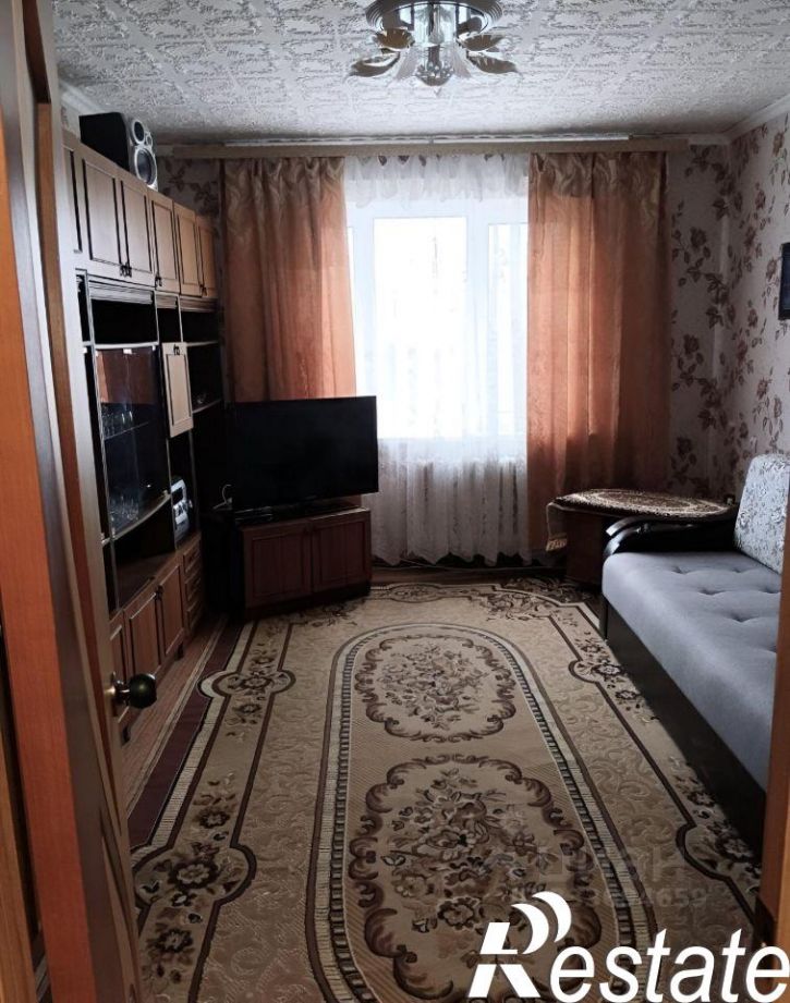 3-комн квартира улица Максимовского, 3,  д. 3