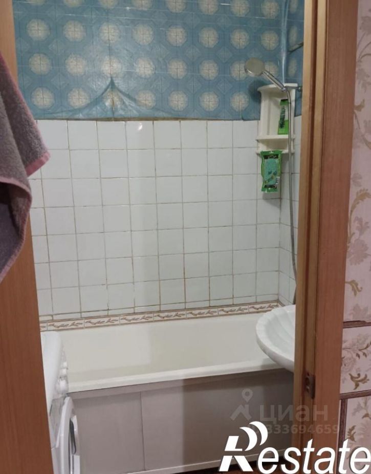 3-комн квартира улица Максимовского, 3,  д. 3