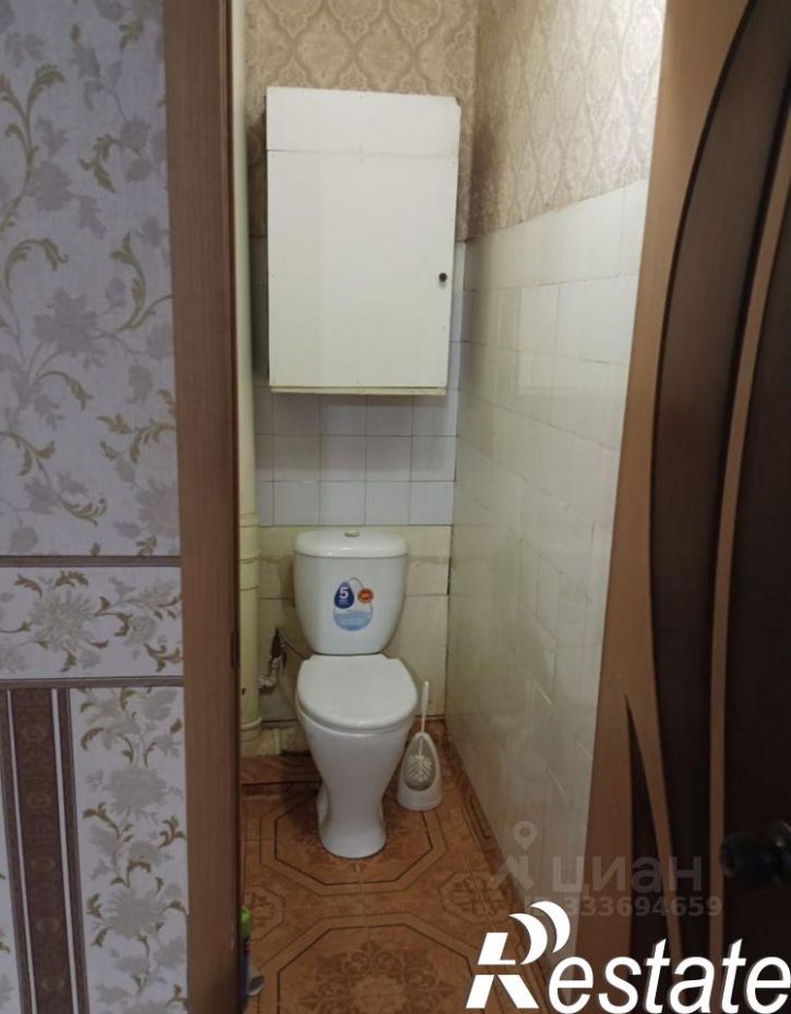 3-комн квартира улица Максимовского, 3,  д. 3
