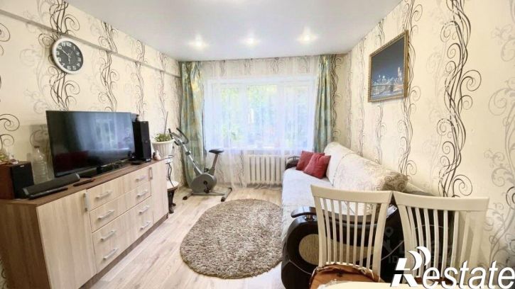 2-комн квартира улица Калинина, 81,  д. 81