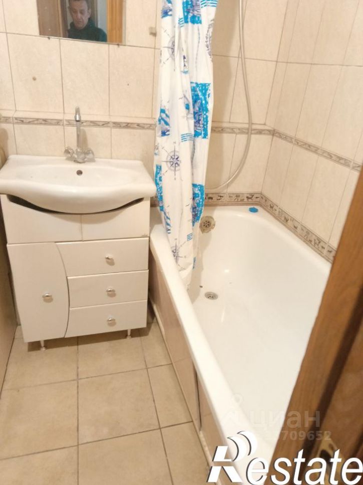 2-комн квартира улица Калинина, 18 к1,  д. 18 к1