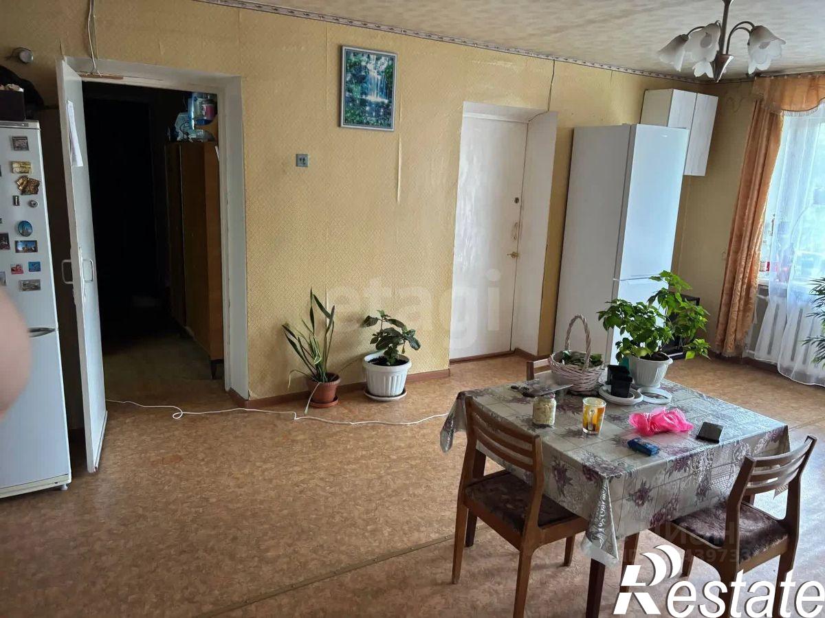 Купить комнату за 1 049 000 рублей на улица Калинина, 26 к4