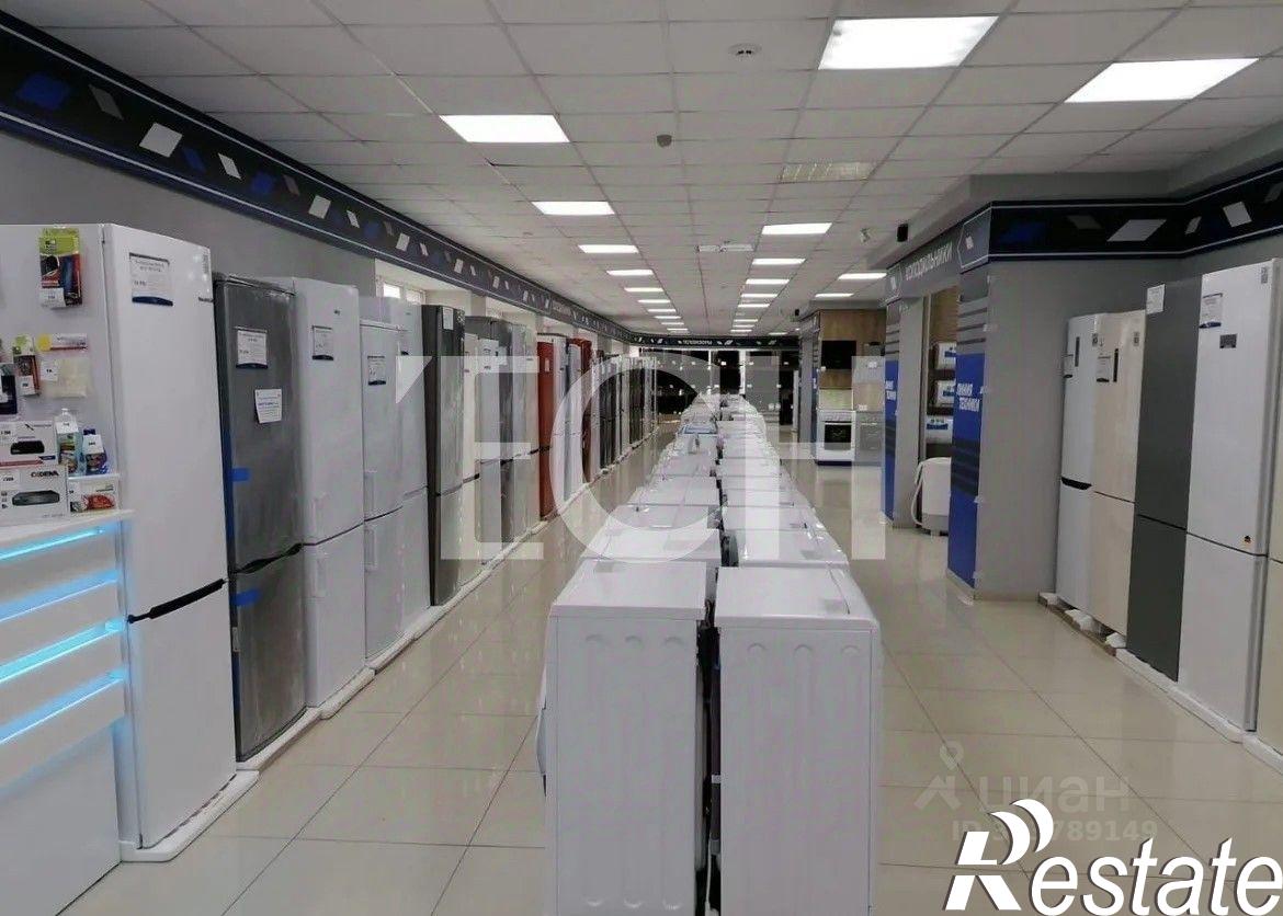 Купить торговое помещение за 80 000 000 рублей на улица Кутузова, 45Б