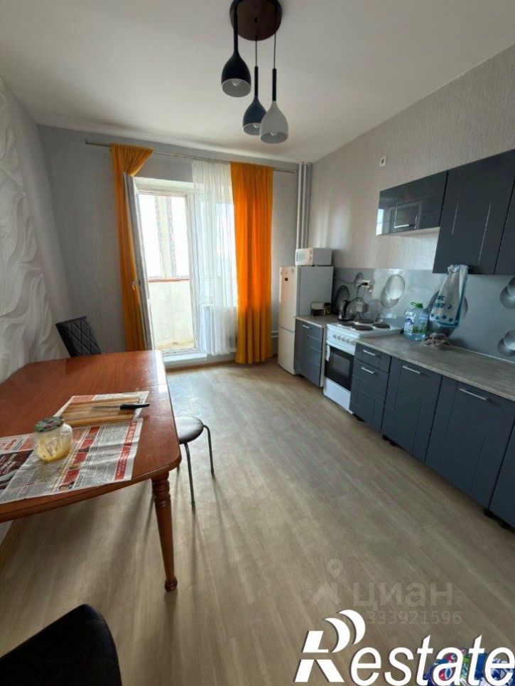 2-комн квартира улица Хворостухина, 13,  д. 13