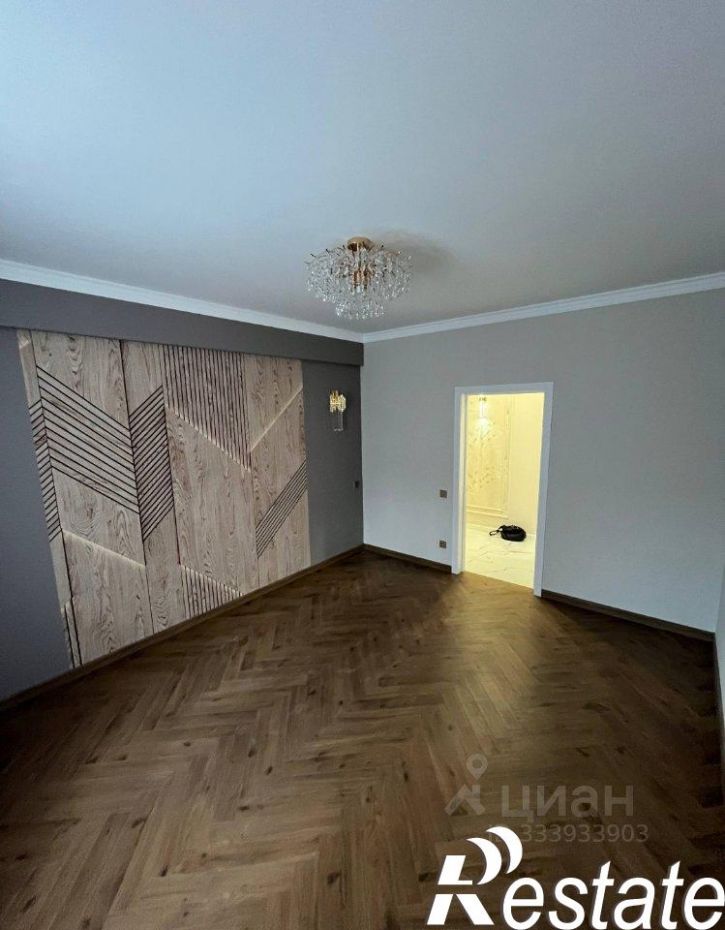 3-комн квартира 1-й Южный проезд, 8,  д. 8