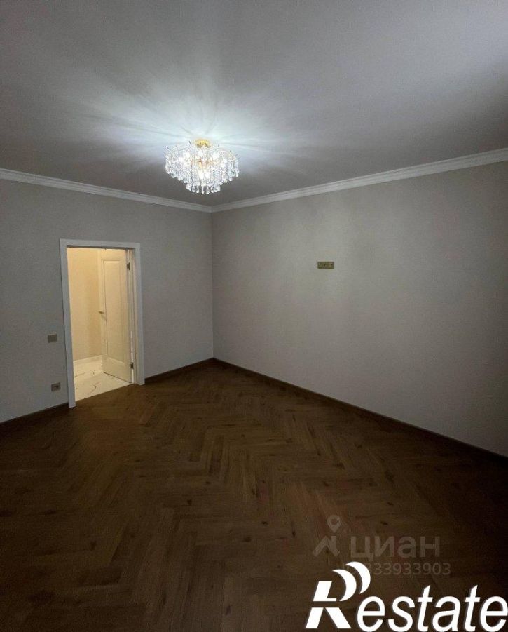 3-комн квартира 1-й Южный проезд, 8,  д. 8