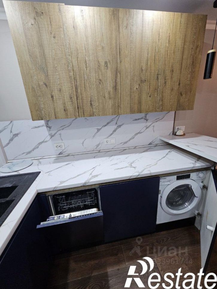 3-комн квартира улица Хворостухина, 19,  д. 19