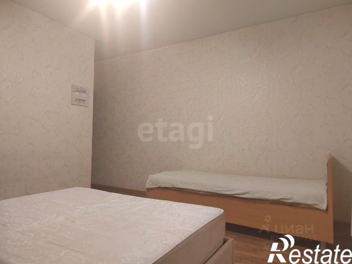 2-комн квартира улица Металлургов, 106,  д. 106