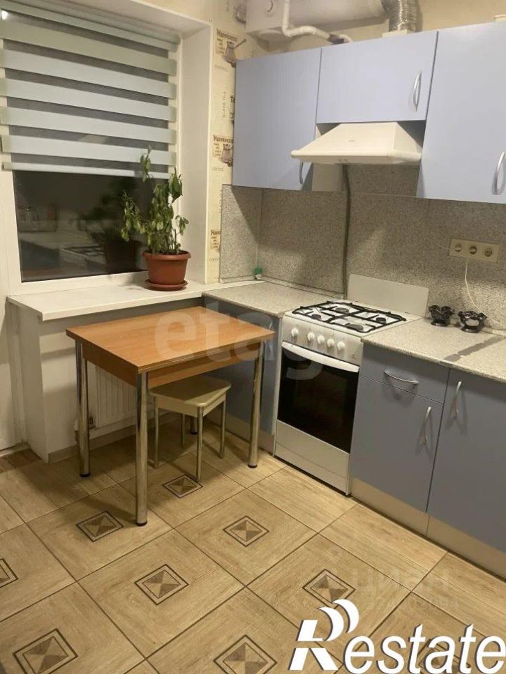 1-комн квартира улица Константина Паустовского, 10,  д. 10