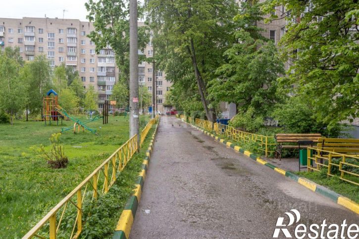 2-комн квартира улица Лейтейзена, 1,  д. 1