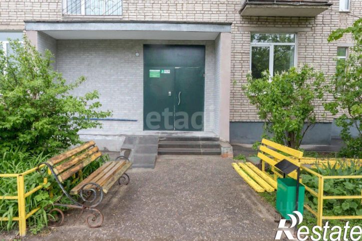 2-комн квартира улица Лейтейзена, 1,  д. 1